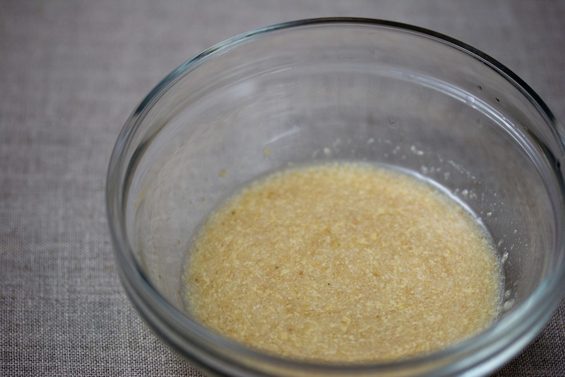 http://cdn2.veganbaking.net/2009/content/ground-flax-meal-egg-replacer.jpg