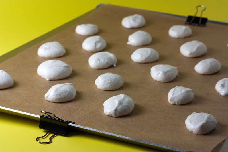 Tips for Using Cookie Sheets 