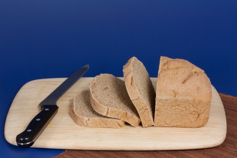 http://cdn2.veganbaking.net/2010/content/easy-vegan-wheat-bread.jpg