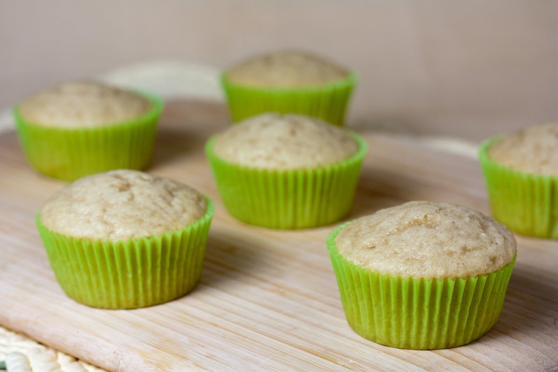 Vegan Vanilla Cupcakes - Quick Bread Method