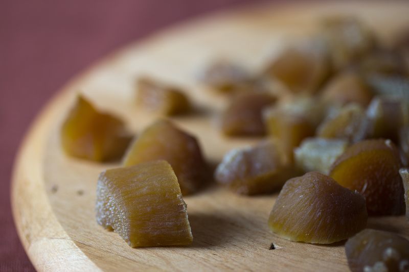 crystallized-ginger-veganbaking-recipes-desserts-and-tips