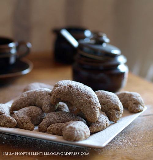 Vegan Vanilla Almond Crescent Cookies